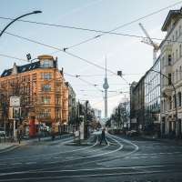 Schiebepuzzle mit 16 Schiebeteilen.